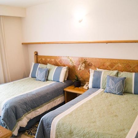 Cancun Beachfront Condo מראה חיצוני תמונה