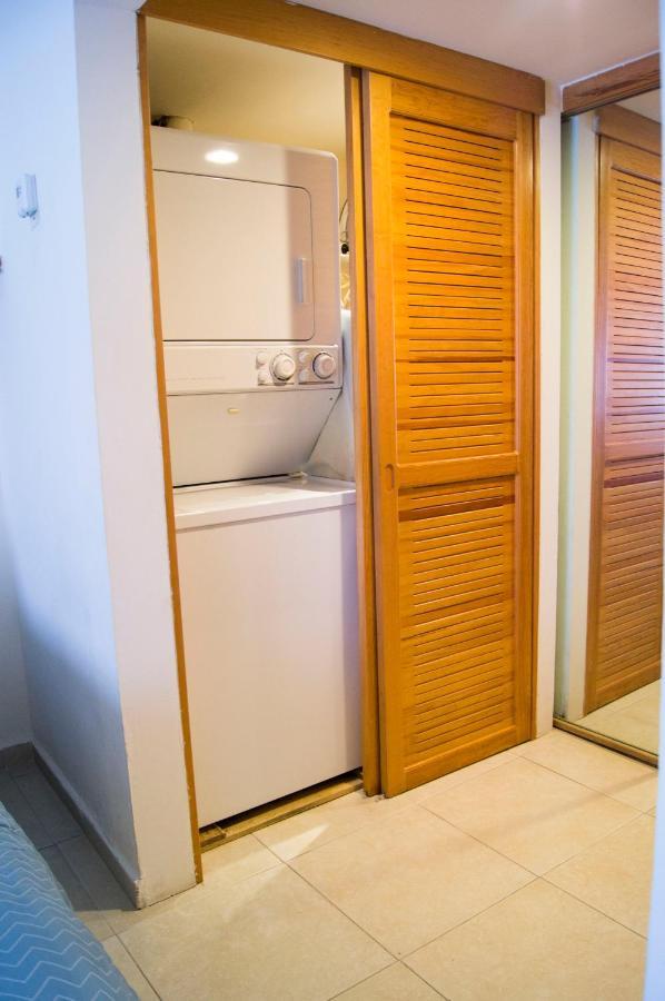 Cancun Beachfront Condo מראה חיצוני תמונה