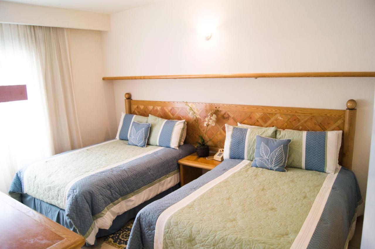 Cancun Beachfront Condo מראה חיצוני תמונה