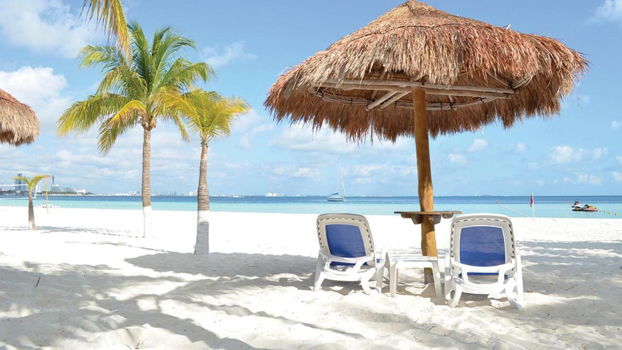Cancun Beachfront Condo מראה חיצוני תמונה