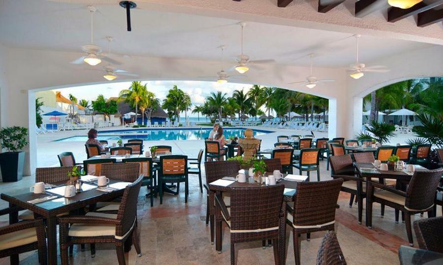 Cancun Beachfront Condo מראה חיצוני תמונה